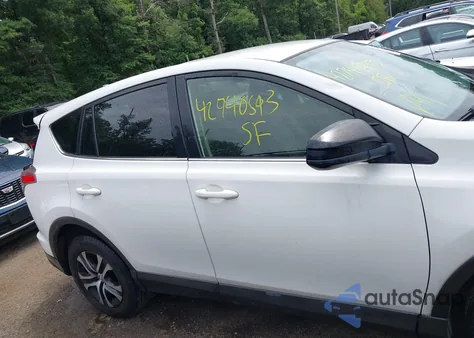 2018 Toyota Rav4 Le z USA, uszkodzony, nr VIN JTMZFREV8JJ167247